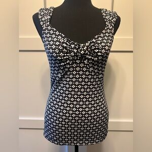 White House Black Market Black and White Patterned Tank Top Size XS*